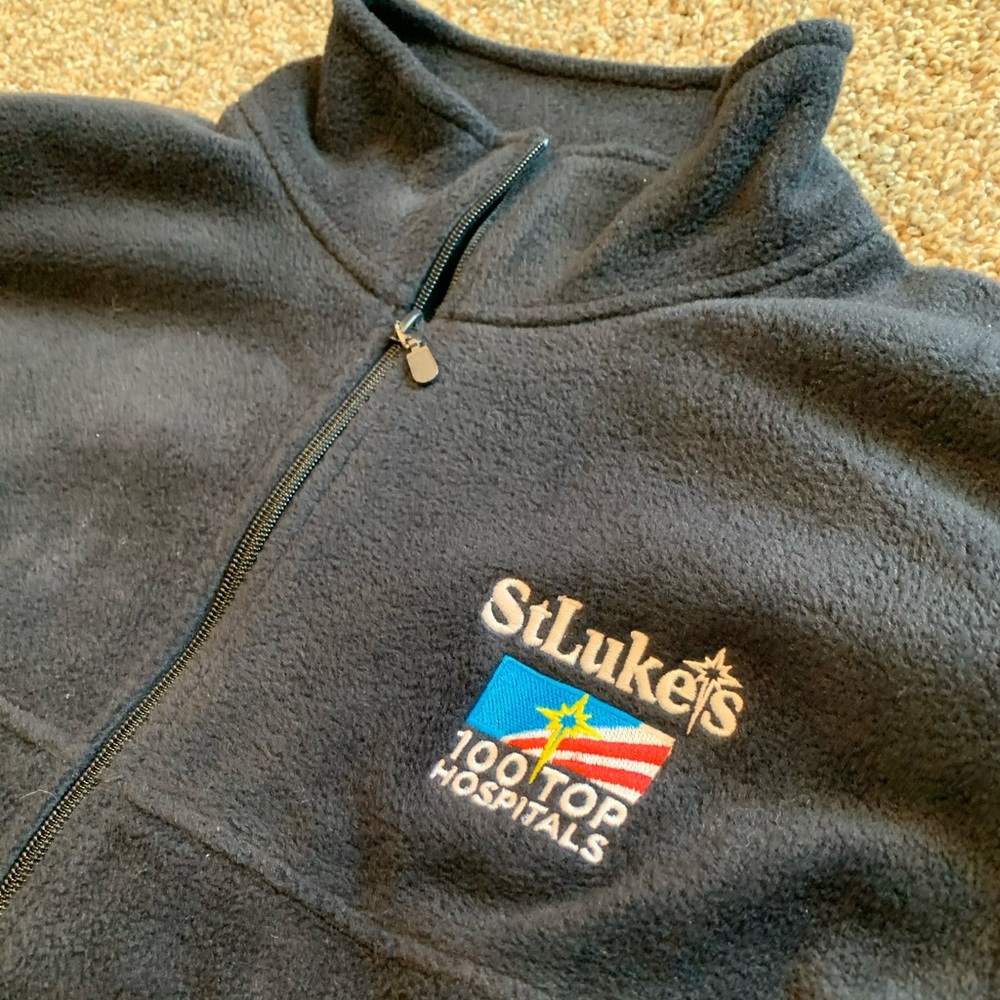 St. Lukes fleece zip up jacket